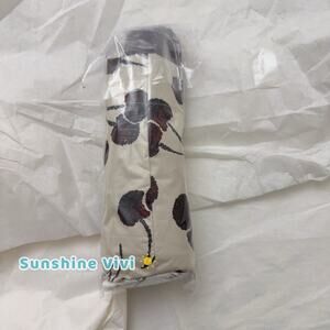 NWT Coach Uv Protection Mini Umbrella With Cherry Print CDF36 Silver